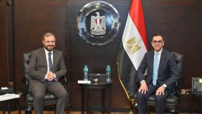 وزير الاستثمار يستقبل وزير الاقتصاد بجمهورية أرمينيا لبحث سبل تعزيز العلاقات الاقتصادية