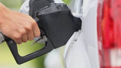 كاليفورنيا على أعتاب أزمة وقود محتملة وارتفاع حاد في الأسعار