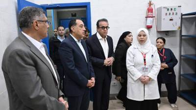 رئيس الوزراء يتفقد وحدة طب الأسرة بقرية "الودي"