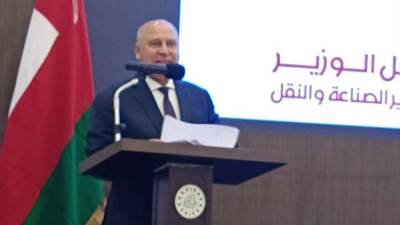 وزير الصناعة يشارك بفعاليات منتدى الأعمال المصري العماني بالعاصمة مسقط
