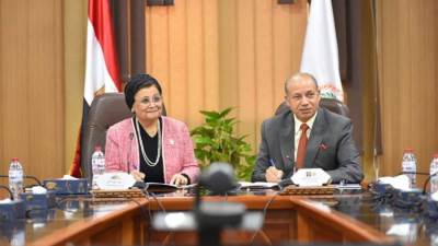 نائب وزير الصحة توقّع بروتوكول تعاون مع جامعة المنصورة دعمًا للاستراتيجية الوطنية للسكان ومبادرة «الألف يوم الذهبية»