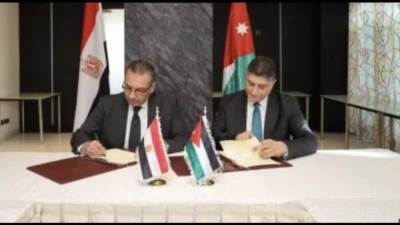 مصر والأردن يوقعان محضرا مشتركا لتسهيل حركة الشاحنات ودعم التجارة