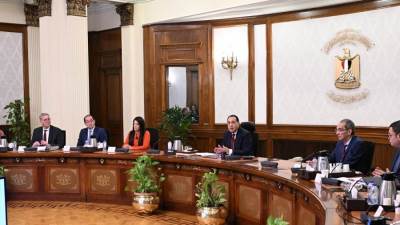 رئيس الوزراء يتابع موقف تسليم وتشغيل المشروعات المُنفذة ضمن المرحلة الأولى بالمبادرة الرئاسية "حياة كريمة" 