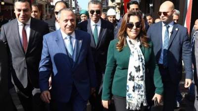 وزيرة التنمية المحلية ومحافظ بورسعيد يتفقدان نموذج تطوير أسواق الحميدي والتجاري بحضور وفد من برنامج " الهابيتات"