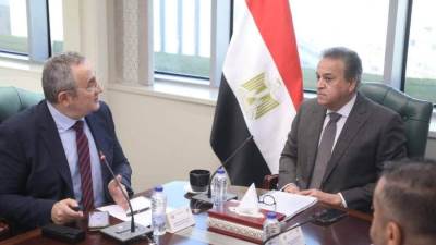 نائب رئيس مجلس الوزراء ووزير الصحة يترأس اجتماع مجلس إدارة الهيئة العامة للمستشفيات التعليمية رقم (18)