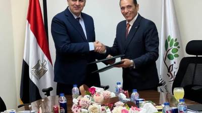 شركة تنمية الريف المصري الجديد تطلق مشروعاً ضخماً لتوصيل الكهرباء إلى أراضيها على مساحة مليون فدان بسهل المنيا الغربي