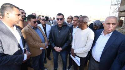 وزير الإسكان يتفقد مشروعات "جنة" و "ديارنا" و"دار مصر" بالقاهرة الجديدة