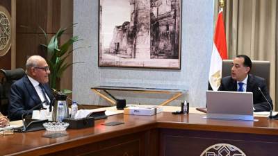 رئيس الوزراء يتابع أنشطة ومشروعات الهيئة العربية للتصنيع في مجال الصناعات المدنية والتدريب والتأهيل