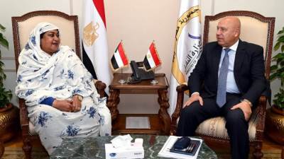 وزيرة الصناعة والتجارة السودانية سبل تعزيز التعاون بين البلدين في مجالات التكامل الصناعي والتجاري