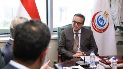 نائب رئيس مجلس الوزراء ووزير الصحة يبحث مع شركة «فيلبس» توطين صناعة أجهزة الأشعة