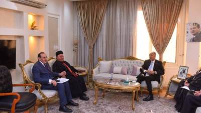 وزير العمل يستقبل وفد الكنيسة الكاثوليكية تزامنًا مع أعياد الميلاد المجيد