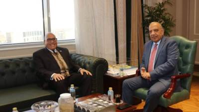 وزير الكهرباء ورئيس الهيئة العربية للتصنيع يشهدان مراسم توقيع بروتوكول تعاون بين الشركة القابضة لكهرباء مصر والهيئة