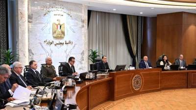 مدبولي: التوسع في توطين صناعة أجهزة الاتصالات ضمن استراتيجية شاملة لتوطين مختلف الصناعات