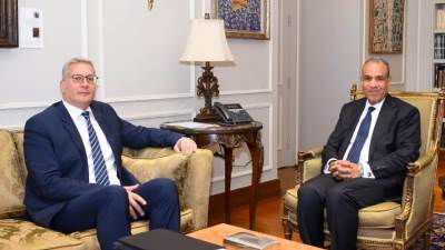  وزير الخارجية يستقبل وزير البترول والثروة المعدنية
