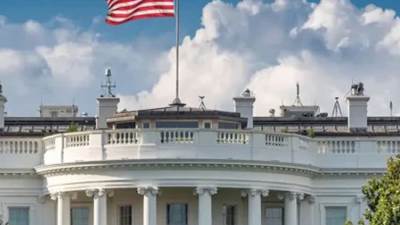 البيت الأبيض يعقد إفادة صحفية بعد احتجاز الولايات المتحدة ناقلة نفط روسية في شمال الأطلسي