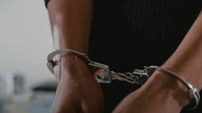 حبس "توأم" انتحل أحدهما صفة شقيقه الطبيب في البحيرة