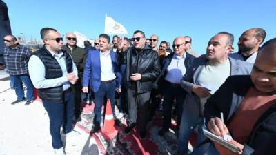 وزير الإسكان يتفقد أعمال التطوير بقرى مارينا ومشروع البوغاز لتوصيل المياه لبحيرة نيو مارينا