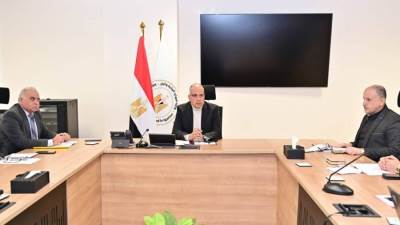 سويلم يتابع الموقف التنفيذي لمشروع "تحسين نوعية المياه بمصرف كيتشنر"