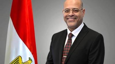 وزير العمل: فرص حقيقية برواتب مجزية داخل أحد أهم المشروعات القومية