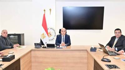 الدكتور سويلم يتابع حالة الري بزمام ترعة السويس وإجراءات تطوير منظومة الري بترعة الإسماعيلية وفروعها