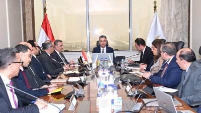 وزير التموين أسامة الجوهري يستعرضان خطوات إطلاق تطبيق كارت المفتش للرقابة على المنشآت التموينية وحوكمتها