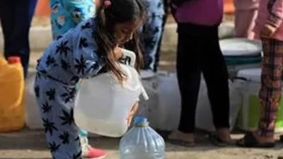 الأونروا: العائلات النازحة في غزة تواجه صعوبات للحصول على مياه شرب نظيفة