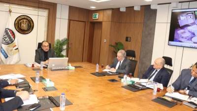 وزير قطاع الأعمال: إيرادات "القابضة المعدنية" تتجاوز 28 مليار جنيه في 5 أشهر مع توسع كبير في المشروعات الإنتاجية