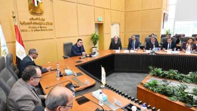 وزير الإسكان يتابع الموقف التنفيذي لمشروعات المرحلة الأولى بالمبادرة الرئاسية "حياة كريمة" لتطوير قرى الريف المصري