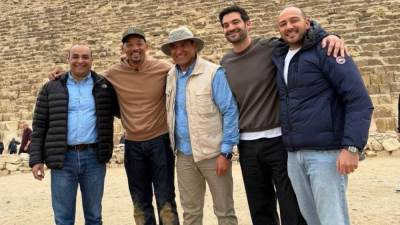 الممثل العالمي ويل سميث يزور أهرامات الجيزة خلال إجازته في مصر 