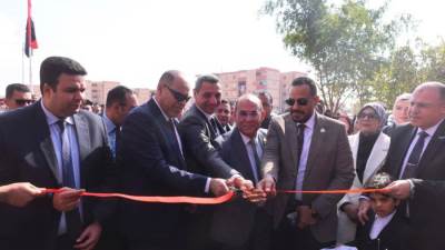 وزير العمل ومحافظ السويس يفتتحان ملتقى توظيفي ويوفر 1700 فرصة عمل لشباب المحافظة