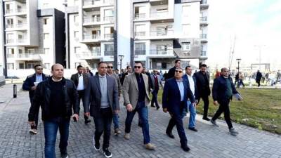 وزير الإسكان ومحافظ الدقهلية يتفقد كورنيش مدينة المنصورة الجديدة.. ومشروع جنة وسكن مصر  بالمدينة