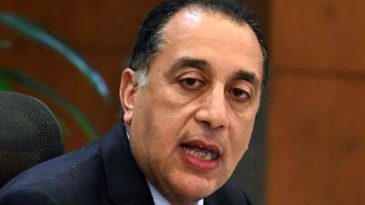 رئيس الوزراء يطمئن على الحالة الصحية لقداسة البابا تواضروس الثاني