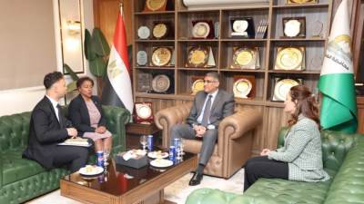 محافظ الجيزة يبحث مع سفيرة جمهورية الدومينيكان سبل التعاون وتبادل الخبرات