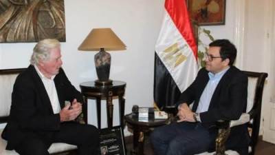 وزير الثقافة يبحث مع إدارة مهرجان القاهرة السينمائي سبل تطوير الدورة الـ47 ومواجهة التحديات