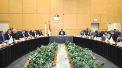 وزير الإسكان يتابع الموقف التنفيذي لمشروعات مبادرة "حياة كريمة" لتطوير قرى الريف المصري