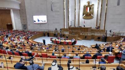 لجنة الاتصالات بالبرلمان تستدعي ممثلي الحكومة لمناقشة قرار إلغاء الإعفاء الاستثنائي للهواتف المحمولة