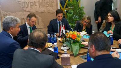 وزير السياحة والآثار يستهل لقاءاته المهنية بإسبانيا بلقاءات مع عدد من منظمي الرحلات الإسبان