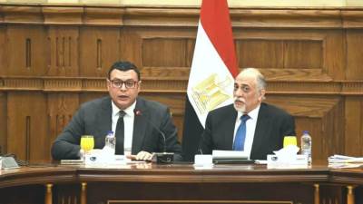 وزير الإسكان يشارك في اجتماع لجنة حقوق الإنسان والتضامن الاجتماعي بمجلس الشيوخ