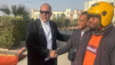 وزير العمل يتابع ميدانيًا بمحافظة القاهرة تنفيذ الحملة الوطنية "سلامتك تهمنا" لحماية عمال توصيل الطلبات