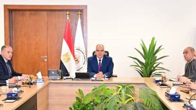سويلم يتابع إجراءات تحديث الميزان المائي في مصر للعام المائي 2024 / 2025