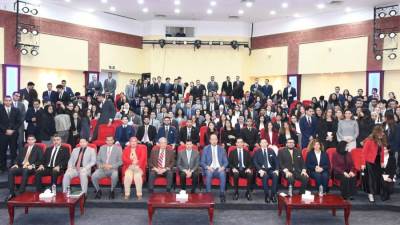 وزير الرياضة يشهد محاضرةالأمين العام الأسبق لجامعة الدول العربية ووزير الخارجية الأسبق