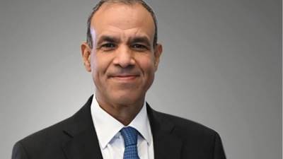 وزير الخارجية ونظيره الأردني يؤكدان عمق العلاقات الأخوية بين البلدين