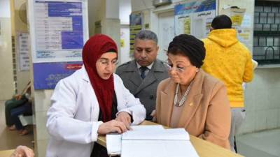 نائب وزير الصحة تتفقد منشآت صحية بالفيوم وتتابع حصاد 2025 وتنفيذ الخطة السكانية