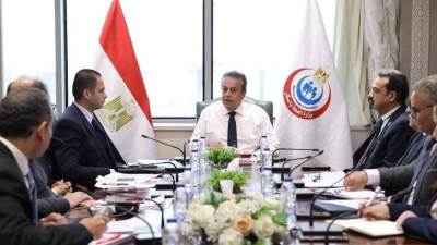 نائب رئيس الوزراء وزير الصحة يبحث حوكمة نفقة الدولة والتأمين الصحي لتسريع وصول الخدمات للمرضى