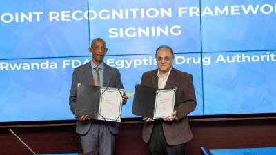 هيئة الدواء المصرية توقع الإطار التنفيذي لمذكرة التفاهم مع هيئة الغذاء والدواء الرواندية لتعزيز التعاون الدوائي