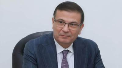 وزير الزراعة يستعرض جهود تنمية الثروة الحيوانية والداجنة خلال  