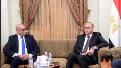 وزير العمل يعقد لقاءً مع ممثلي الجالية المصرية والمستثمرين بمقر القنصلية المصرية في جدة..