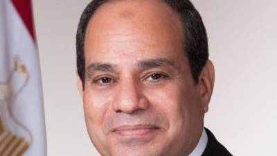 الرئيس السيسي يزور الأكاديمية العسكرية المصرية ويجري حوارا مع الطلاب