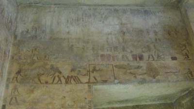 مقبرة خيتى بالمنيا تحكى تاريخ اليوجا والمصارعة والتدليك والرست عن الفراعنة