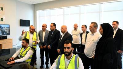 رئيس الوزراء يتفقد التشغيل التجريبي لمصنع شركة القناة للسكر والاستعدادات لموسم بنجر السكر ٢٠٢٦